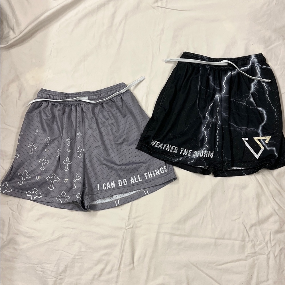 (2) Vencer Co Men’s size S mesh shorts